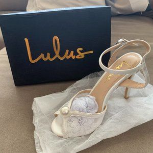 Lulus - Wedding Shoes (NWOT)